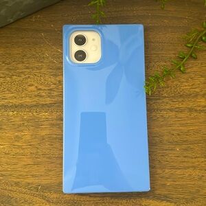Flaunt new without box periwinkle blue iPhone 12/ 12 pro